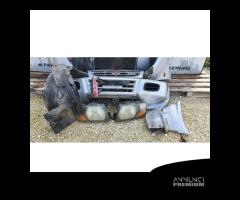 MITSUBISHI PAJERO V60 MUSATA COFANO FARI PARAURTI