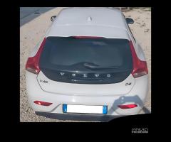 VOLVO V40 2 SERIE PORTELLONE POSTERIORE LUNOTTO