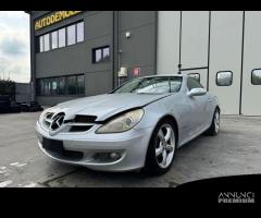 MERCEDES SLK R171 per ricambi usati 271944 - 3