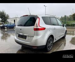 RENAULT MEGANE SCENIC per ricambi usati R9MA4 - 7