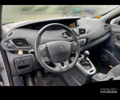 RENAULT MEGANE SCENIC per ricambi usati R9MA4 - 12