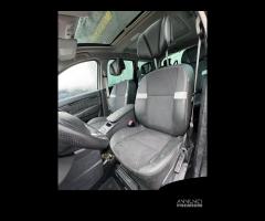 RENAULT MEGANE SCENIC per ricambi usati R9MA4 - 13