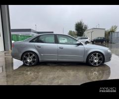 AUDI A4 B7 per ricambi usati BFB - 8