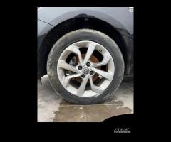 OPEL CORSA E per ricambi usati B14XER - 15