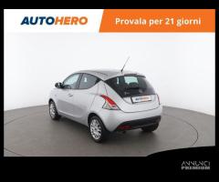 LANCIA Ypsilon MY47227