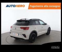 VOLKSWAGEN T-Roc XB42132