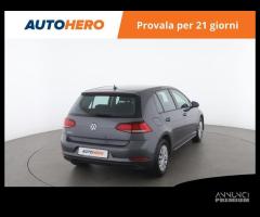 VOLKSWAGEN Golf JL24169