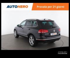 VOLKSWAGEN Touareg KM76175 - 4