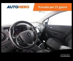 RENAULT Captur UM39967 - 7