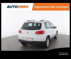 VOLKSWAGEN Tiguan HD86861