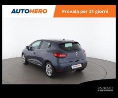 RENAULT Clio SW27707 - 4