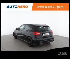 MERCEDES-BENZ A 200 YT06005