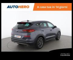 HYUNDAI Tucson LJ37474 - 5