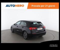 MERCEDES-BENZ A 180 LV02720