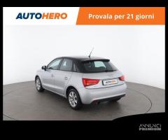 AUDI A1 YE46383