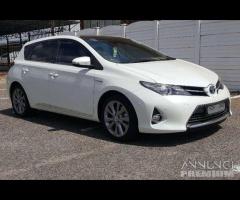 Ricambi toyota auris