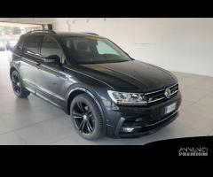 VOLKSWAGEN Tiguan RN32354 - 6