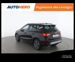 SEAT Arona YJ40233