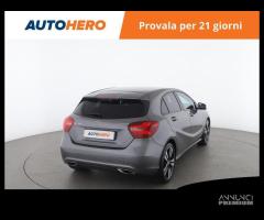 MERCEDES-BENZ A 200 RY00954