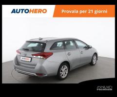 TOYOTA Auris Touring Sports ND01797 - 5