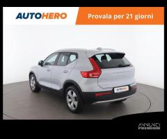 VOLVO XC40 ZT21384 - 4