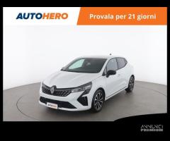 RENAULT Clio YG97195