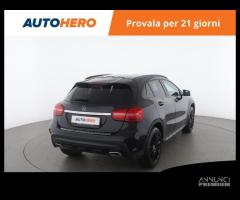 MERCEDES-BENZ GLA 200 ZC15919