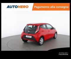 TOYOTA Aygo LF08491