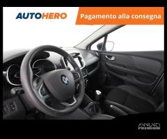 RENAULT Clio XX12811 - 7