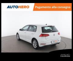 VOLKSWAGEN Golf WM89623