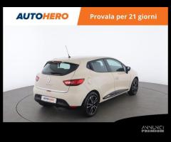 RENAULT Clio WL69075