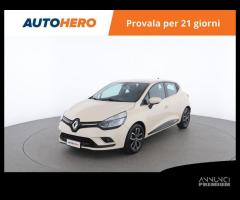 RENAULT Clio RG47298