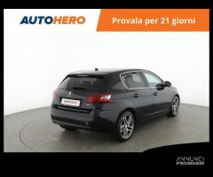 PEUGEOT 308 HN17135