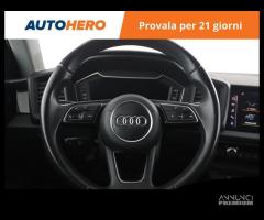 AUDI A1 KN15746 - 12