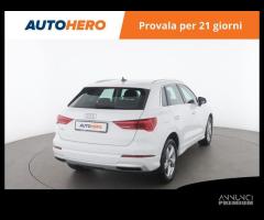 AUDI Q3 AC49733