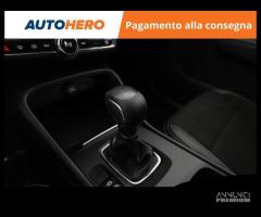 VOLVO XC40 ZL13875 - 15