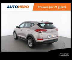 HYUNDAI Tucson LA28075 - 4