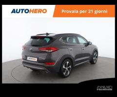 HYUNDAI Tucson DU22698