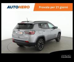 JEEP Compass JB52619