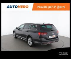 VOLKSWAGEN Passat Alltrack FC55170