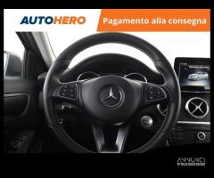 MERCEDES-BENZ A 180 RA22046 - 12