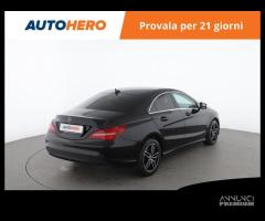 MERCEDES-BENZ CLA 200 JS12258