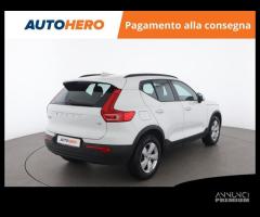 VOLVO XC40 SS23840