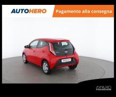 TOYOTA Aygo LF08491 - 4