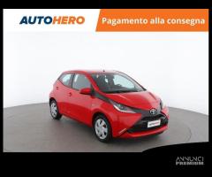 TOYOTA Aygo LF08491 - 6