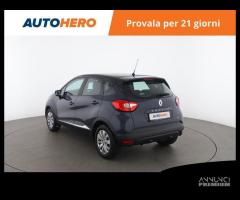 RENAULT Captur RG86425 - 4