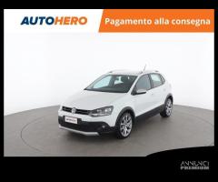 VOLKSWAGEN Polo UC30426 - 1