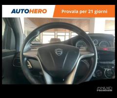 LANCIA Ypsilon HB67645 - 11