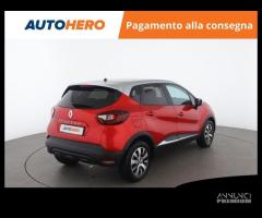 RENAULT Captur UJ33646