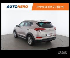 HYUNDAI Tucson LX14721